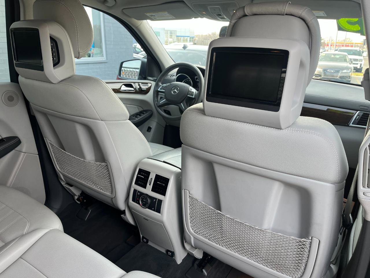 Used 2015 Mercedes-Benz GL 320 GL350 BlueTEC w/ Premium I Package image 26