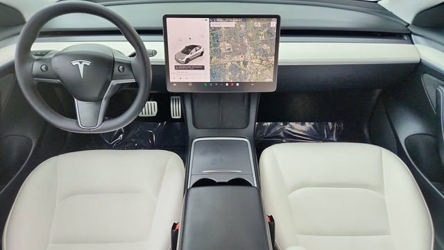 Used 2023 Tesla Model 3 Performance image 20