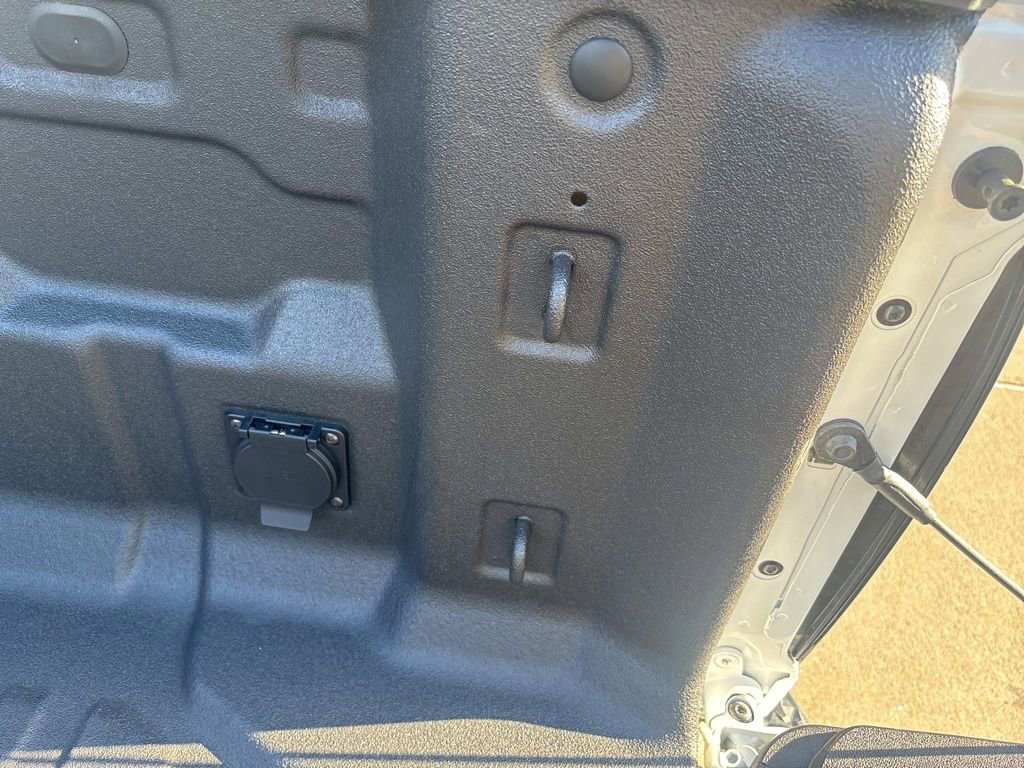 Used 2025 Chevrolet Colorado Z71 w/ Technology Package image 18