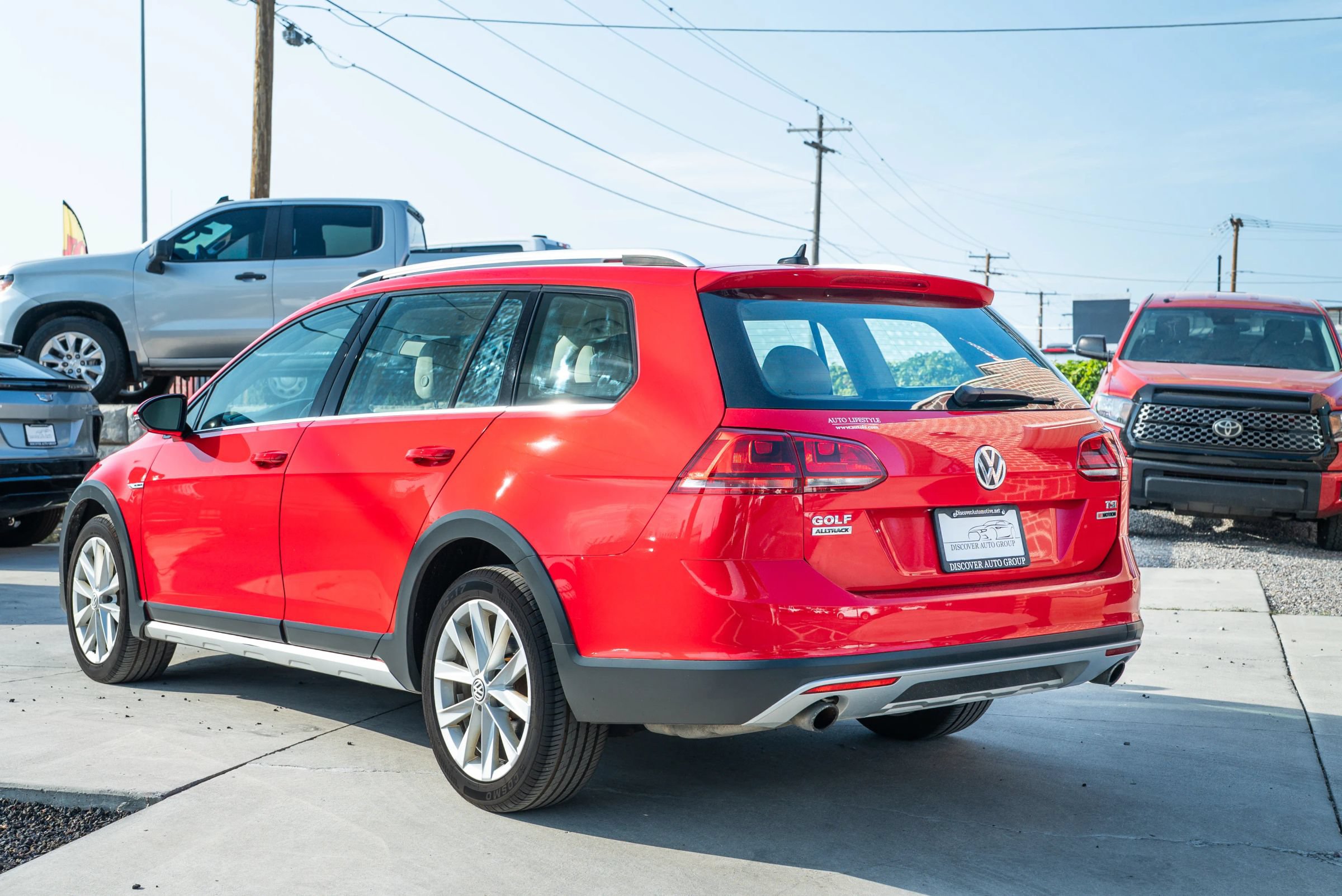 Used 2017 Volkswagen Golf Alltrack S AWD/4WD image 5