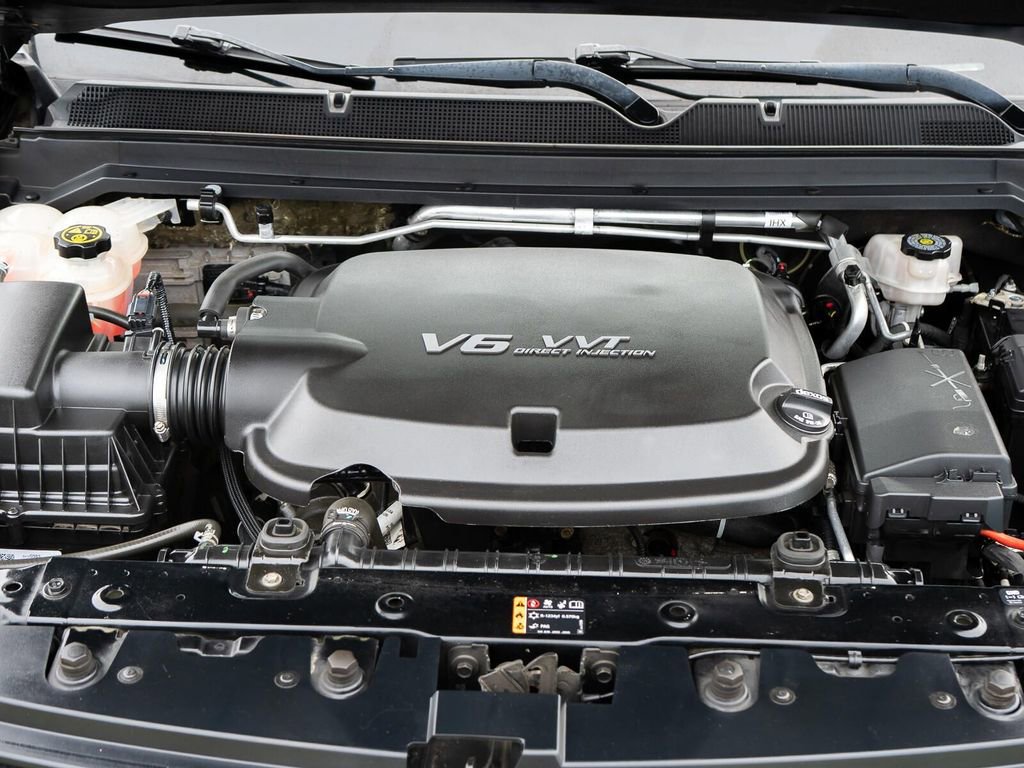 Used 2020 Chevrolet Colorado Z71 image 2