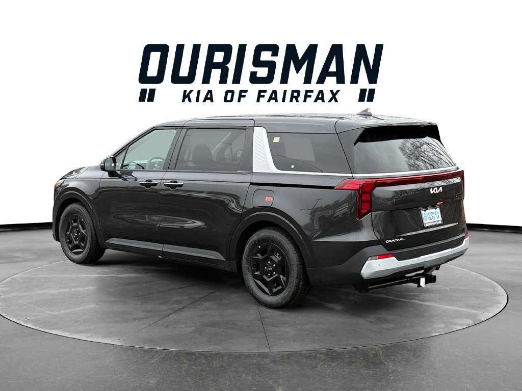 New 2026 Kia Carnival FWD image 4