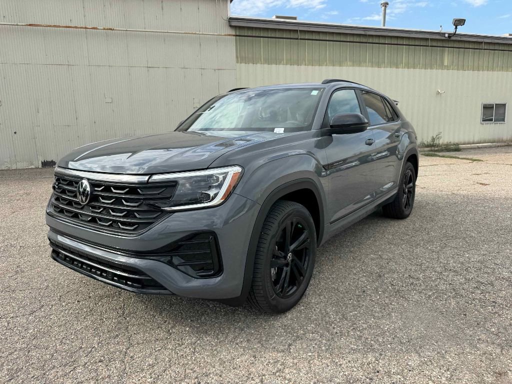 New 2026 Volkswagen Atlas Cross Sport SEL R-Line image 3