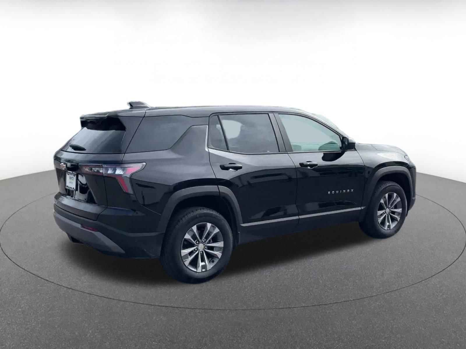 Used 2025 Chevrolet Equinox LT image 14