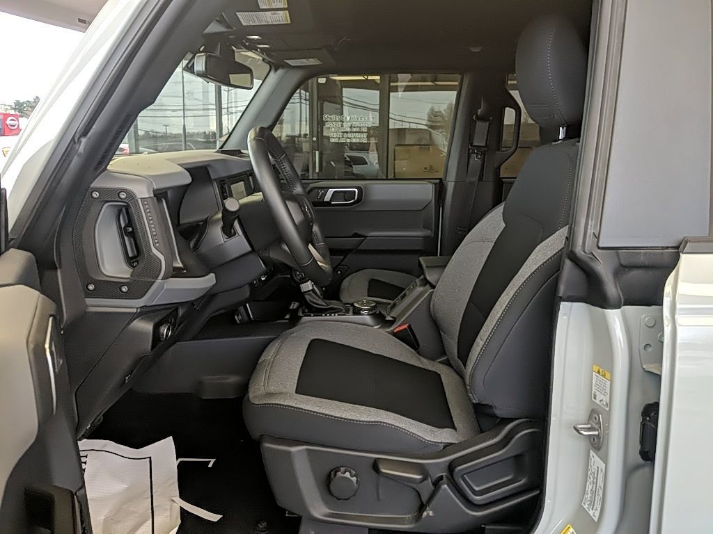 Used 2023 Ford Bronco Big Bend image 11