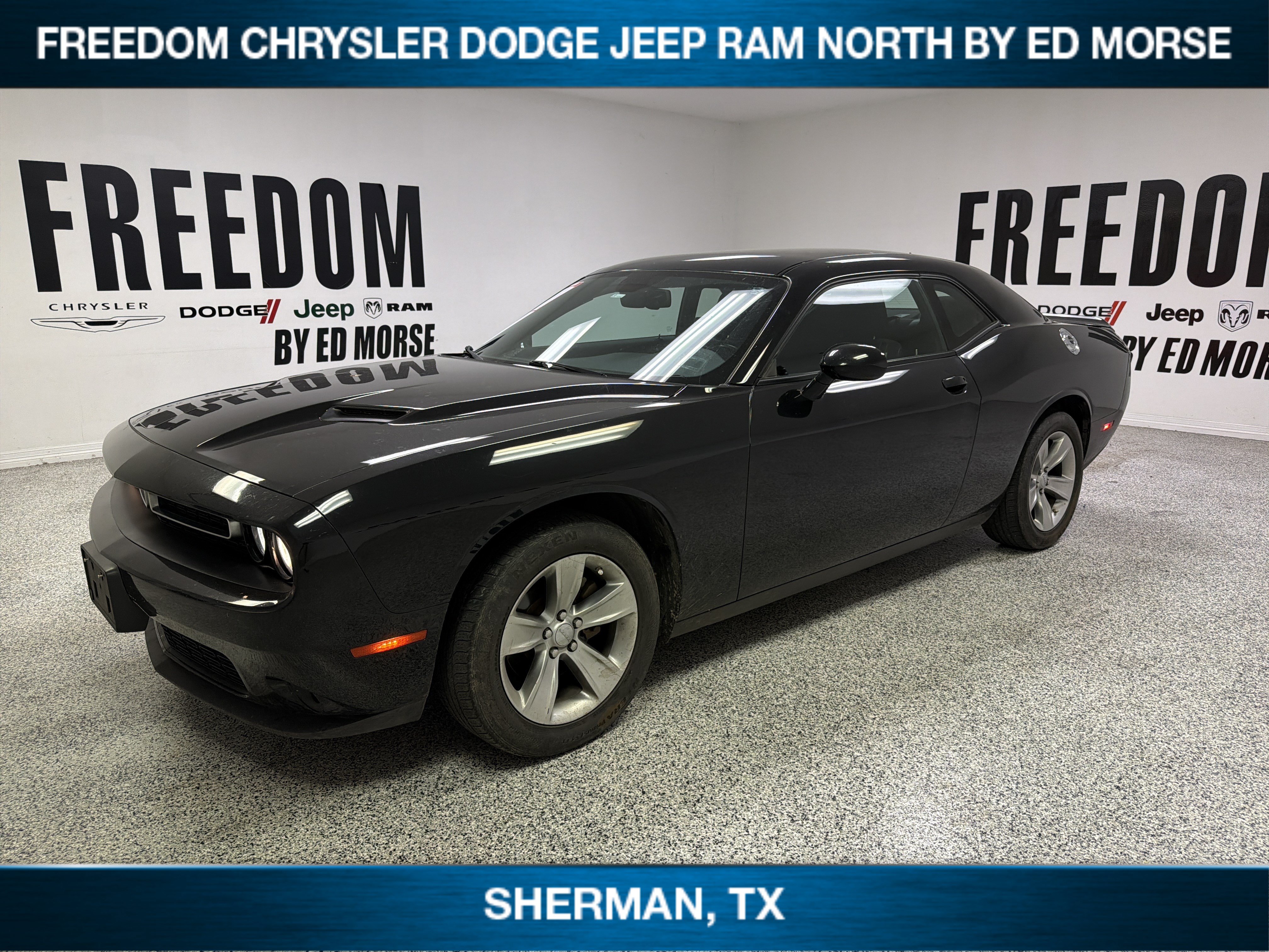 Used 2022 Dodge Challenger SXT