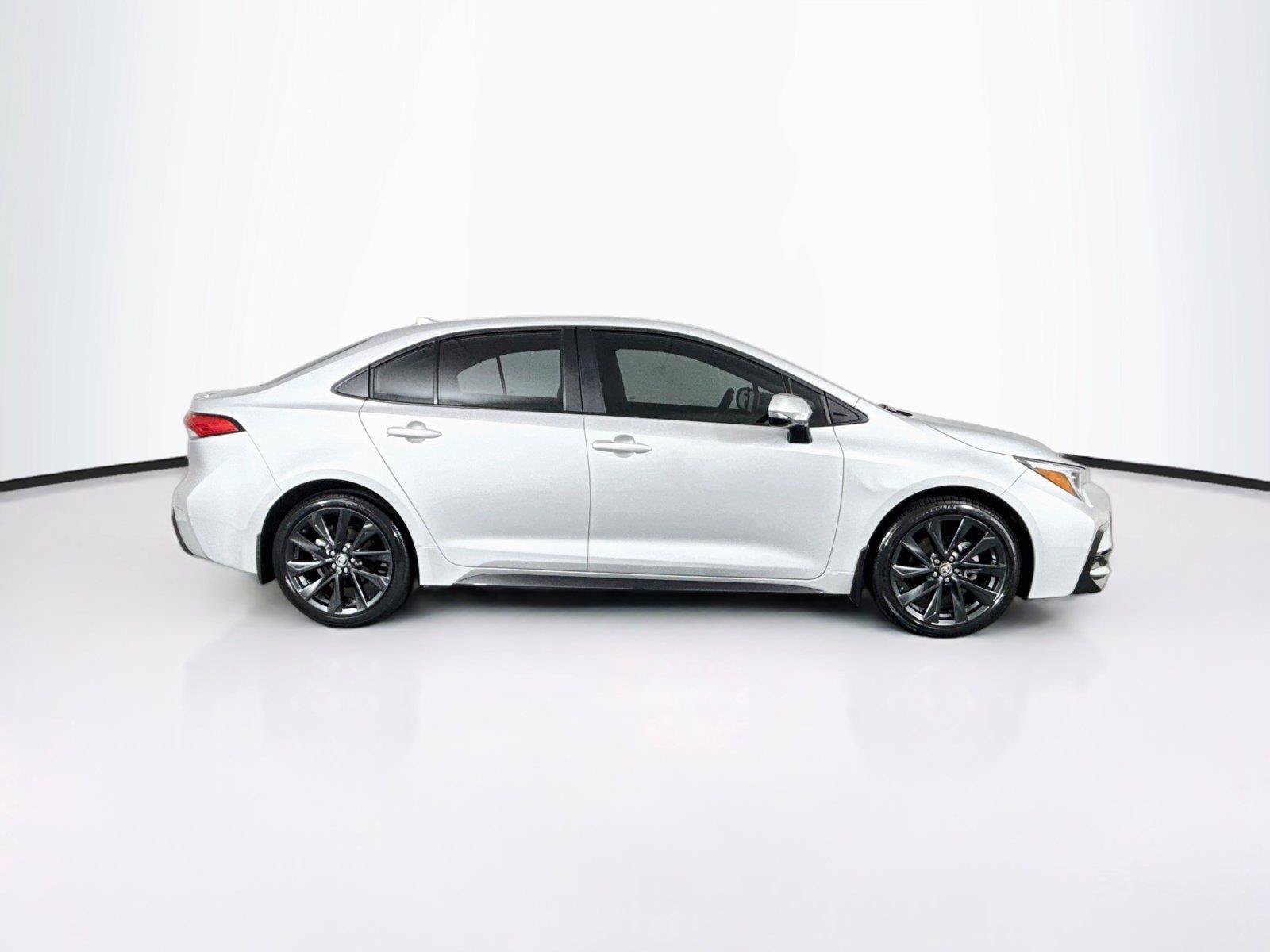Certified 2026 Toyota Corolla SE FWD image 10