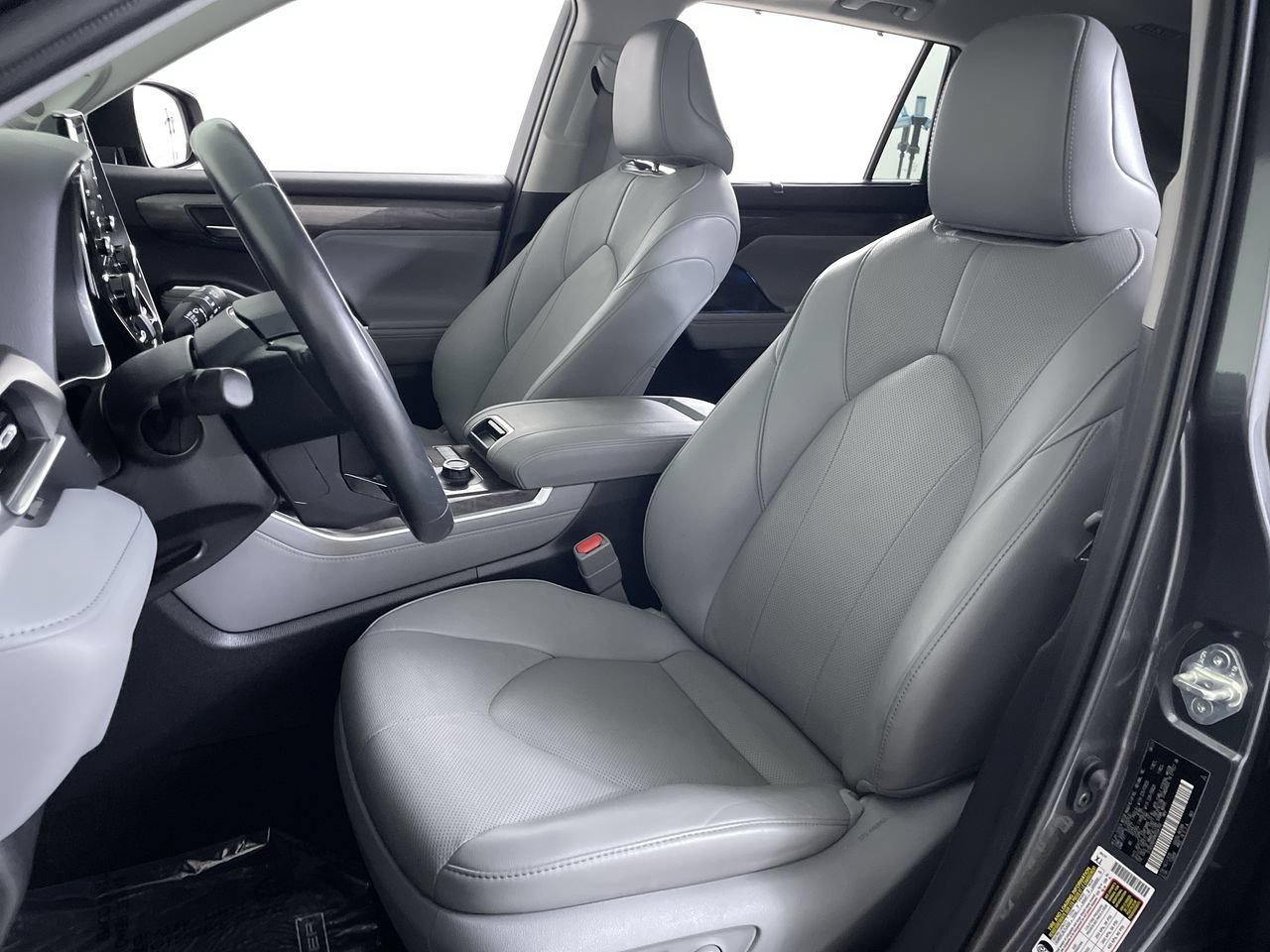 Used 2021 Toyota Highlander Limited AWD/4WD image 13