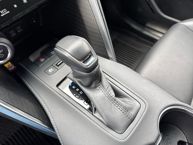 Used 2023 Toyota Venza Limited AWD/4WD image 24