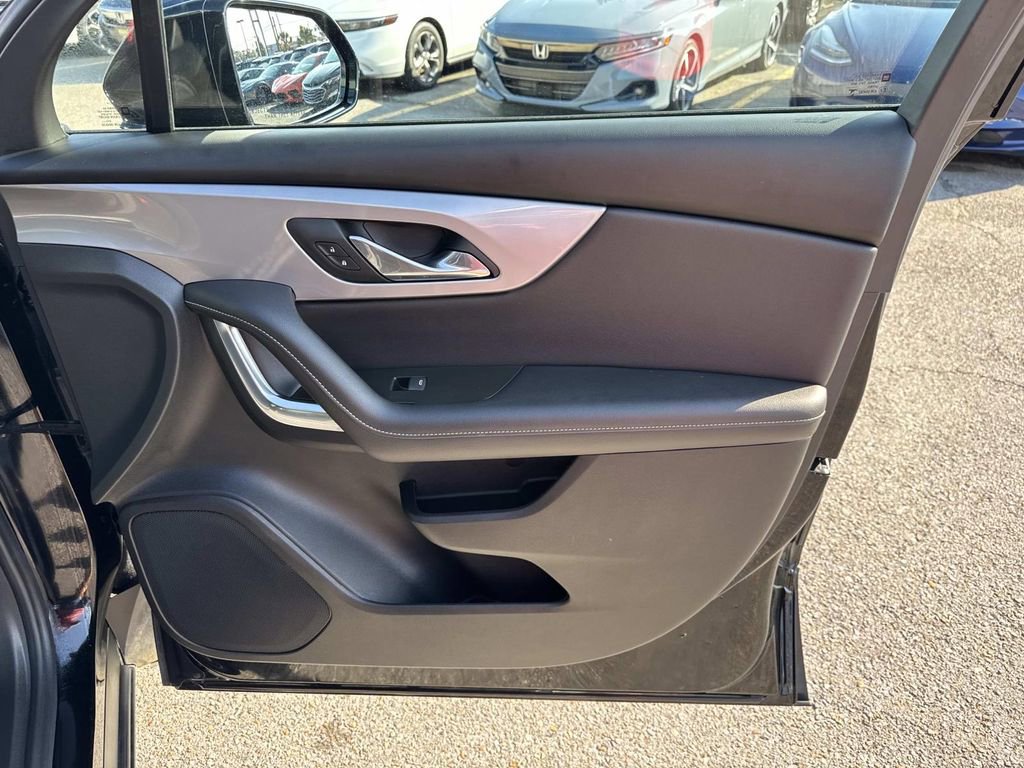 Certified 2025 Chevrolet Blazer LT image 14