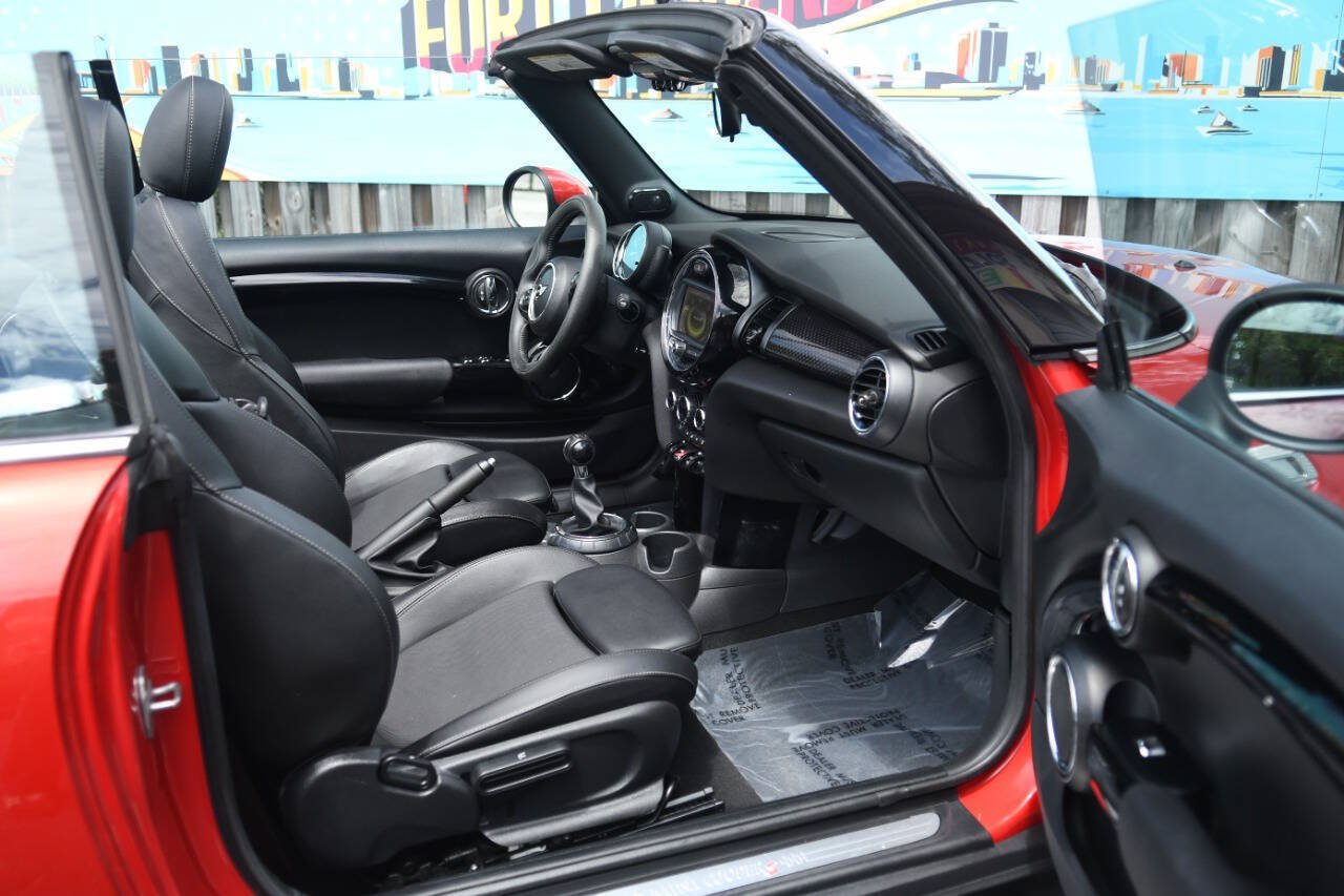 Used 2016 MINI Cooper S FWD image 40