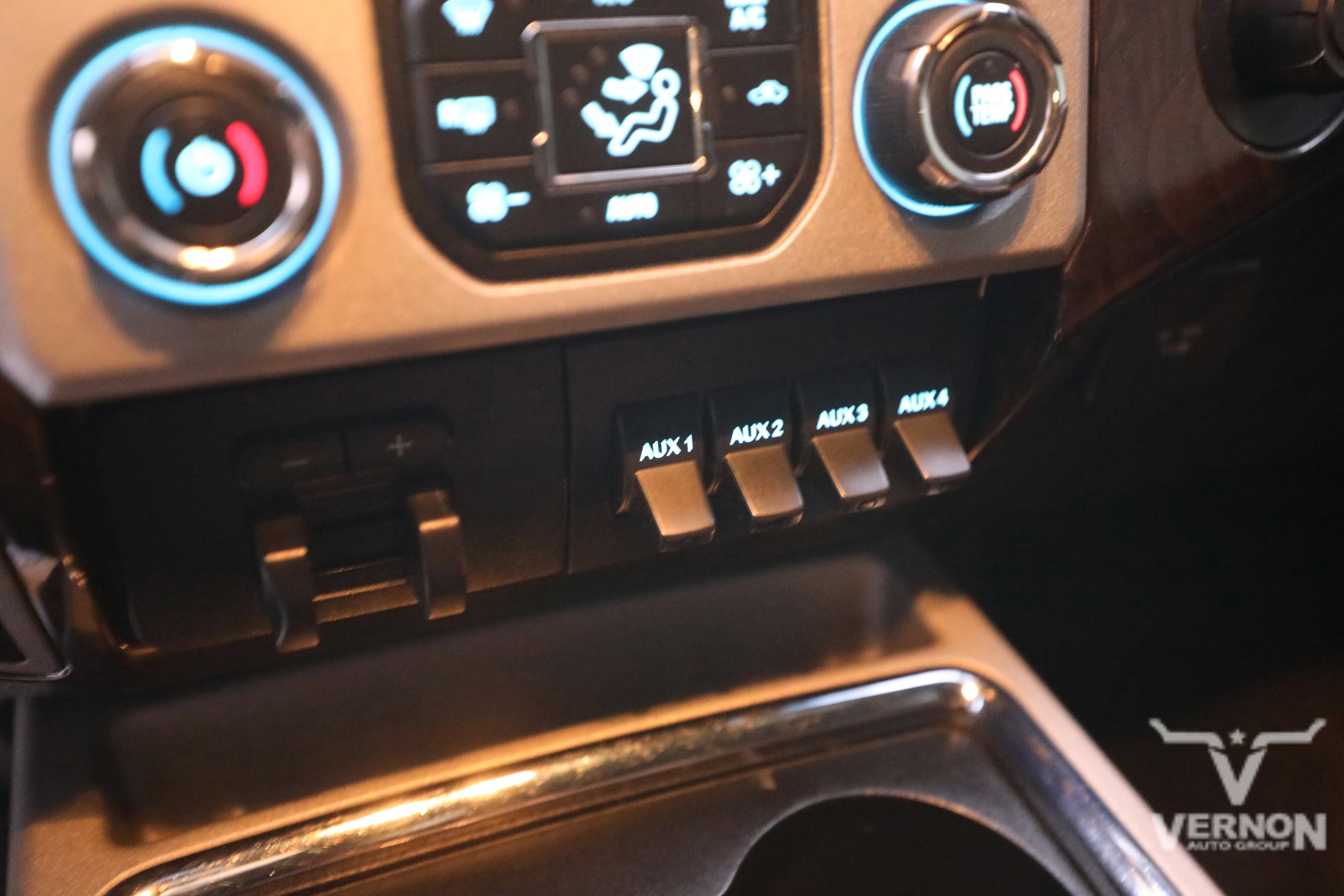 Used 2014 Ford F250 Platinum w/ FX4 Off-Road Package image 26