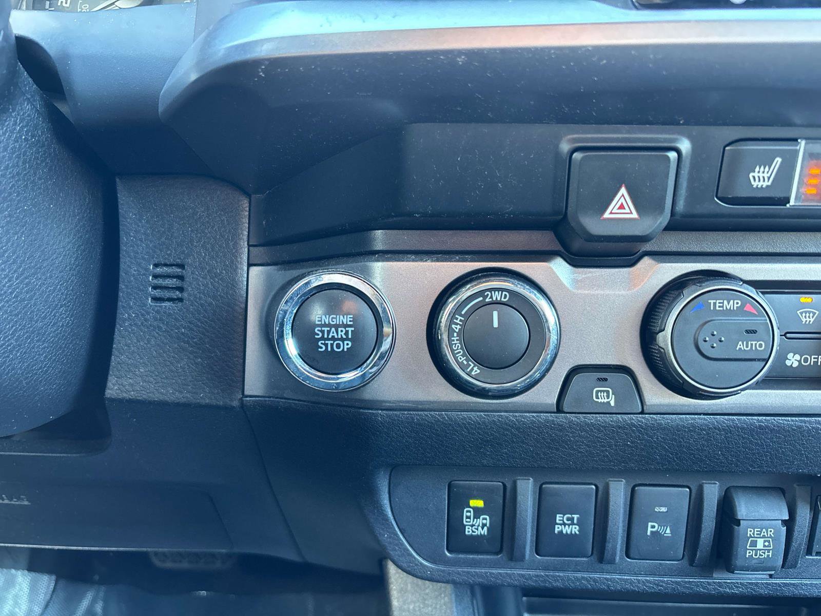 Used 2023 Toyota Tacoma Limited image 25