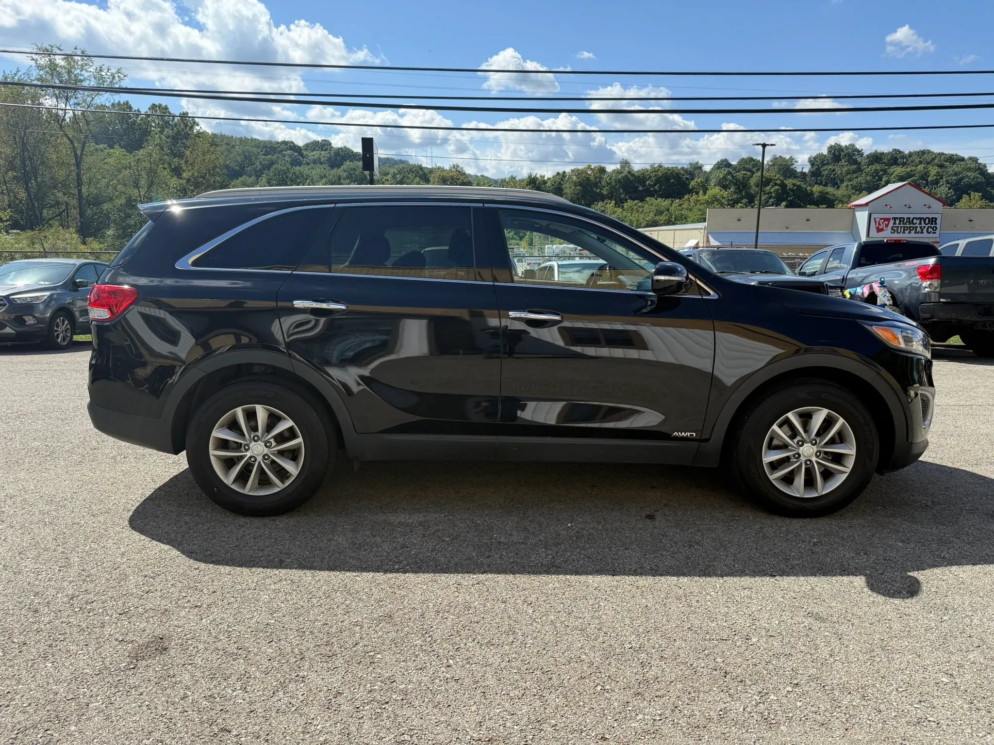 Used 2018 Kia Sorento AWD image 4