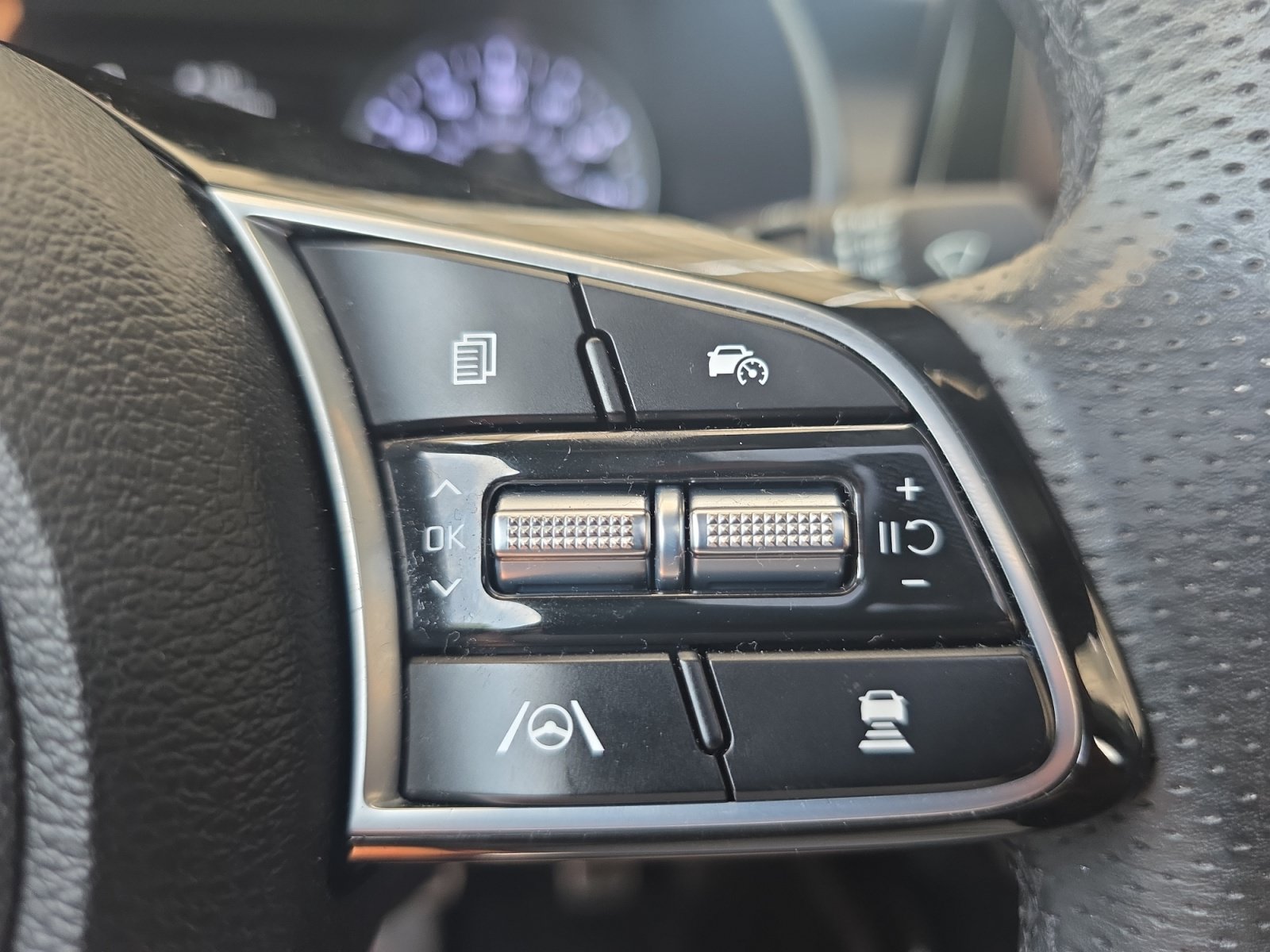 Certified 2023 Kia Forte GT-Line w/ GT-Line Premium Package FWD image 23