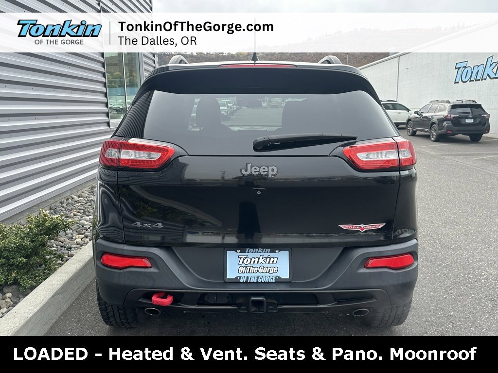 Used 2017 Jeep Cherokee Trailhawk image 7