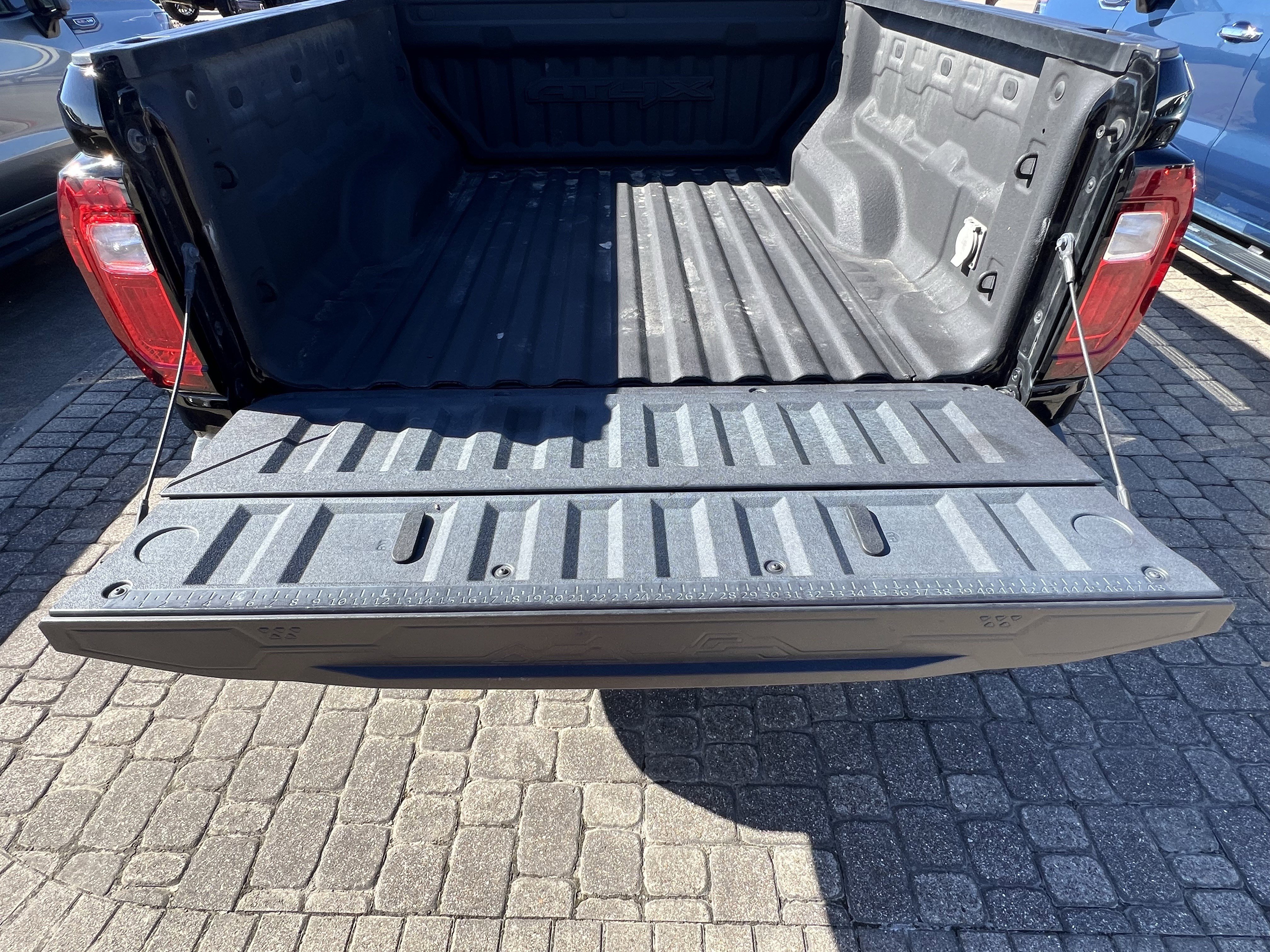 Used 2023 GMC Canyon AT4X image 28