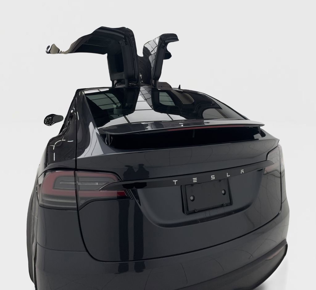 Used 2025 Tesla Model X AWD/4WD image 12