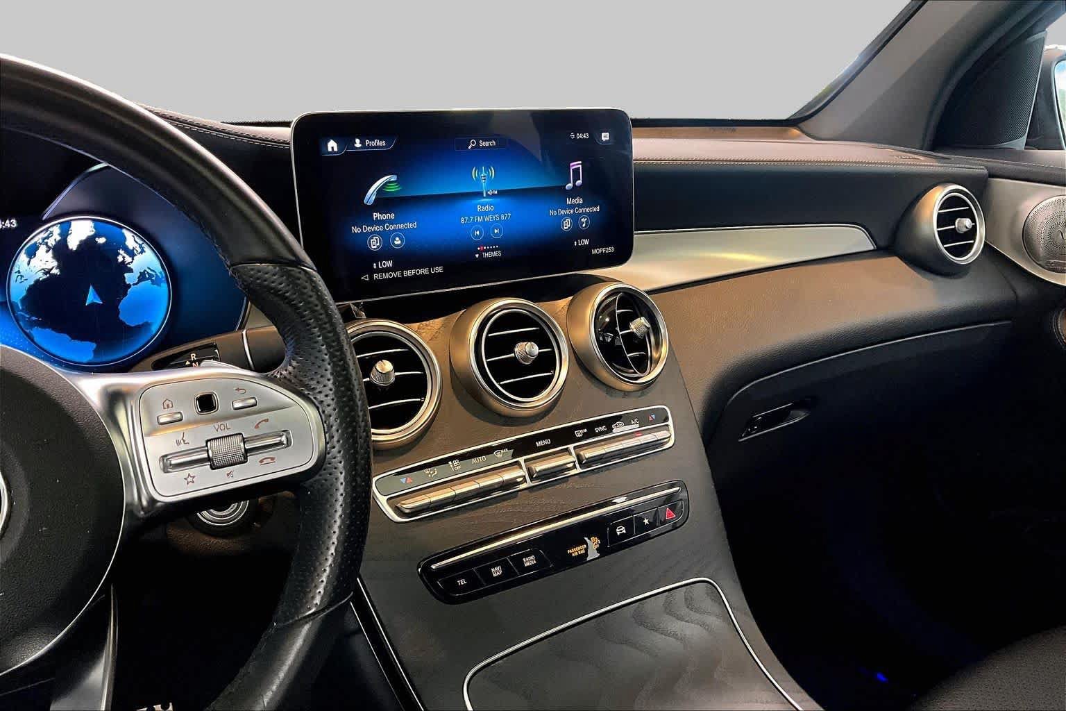 Used 2023 Mercedes-Benz GLC 300 4MATIC Coupe image 7