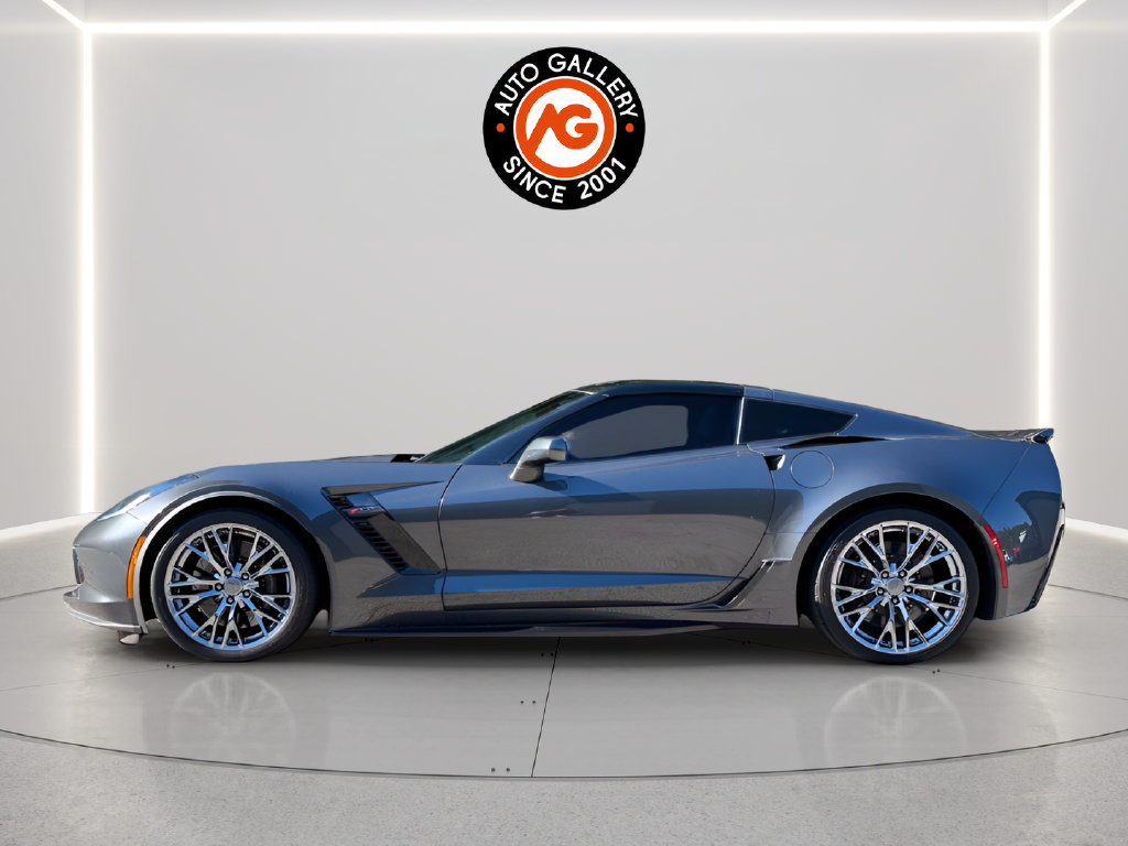 Used 2017 Chevrolet Corvette Z06 w/ Chrome Badge Package RWD image 4