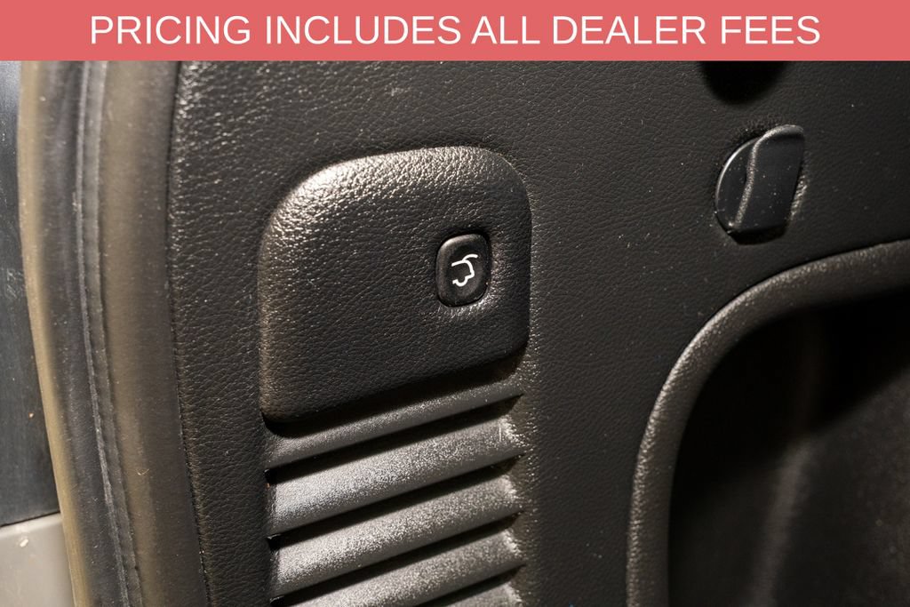 Used 2021 Jeep Grand Cherokee Laredo X AWD/4WD image 7