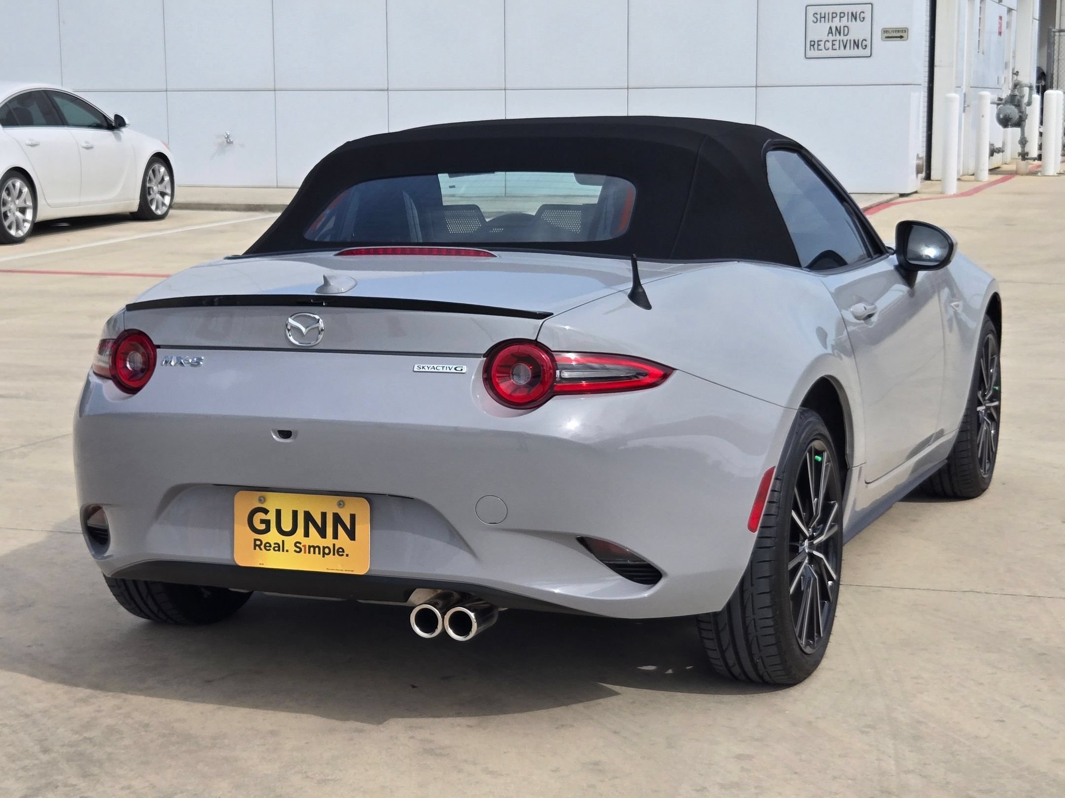 Used 2025 MAZDA MX-5 Miata Grand Touring w/ Weather Package RWD image 7