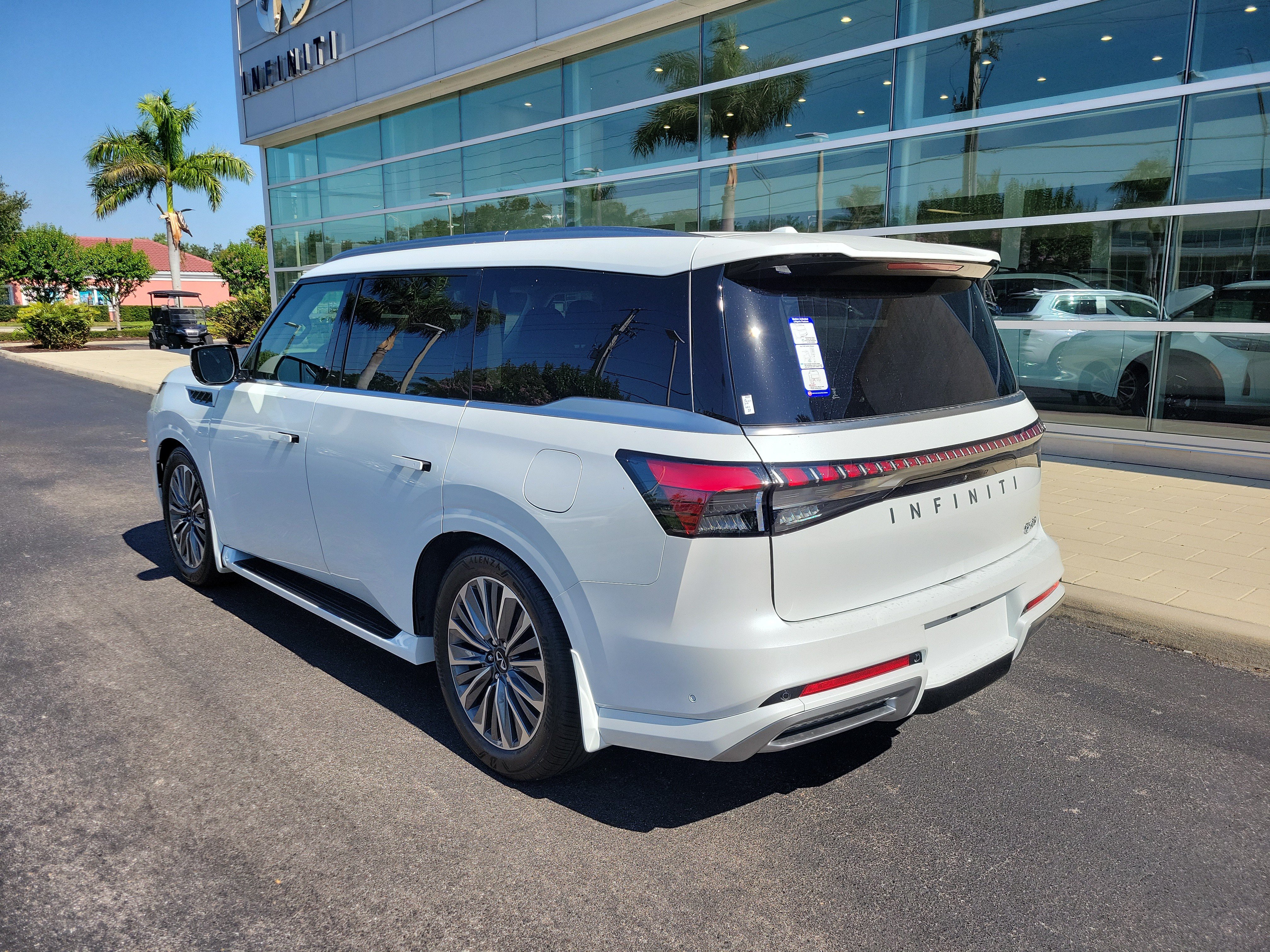 New 2026 INFINITI QX80 Luxe w/ Cargo Package RWD image 6