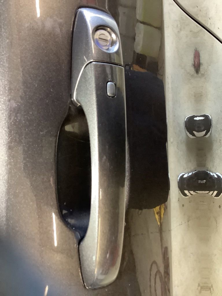 Certified 2020 Jeep Grand Cherokee Altitude AWD/4WD image 17