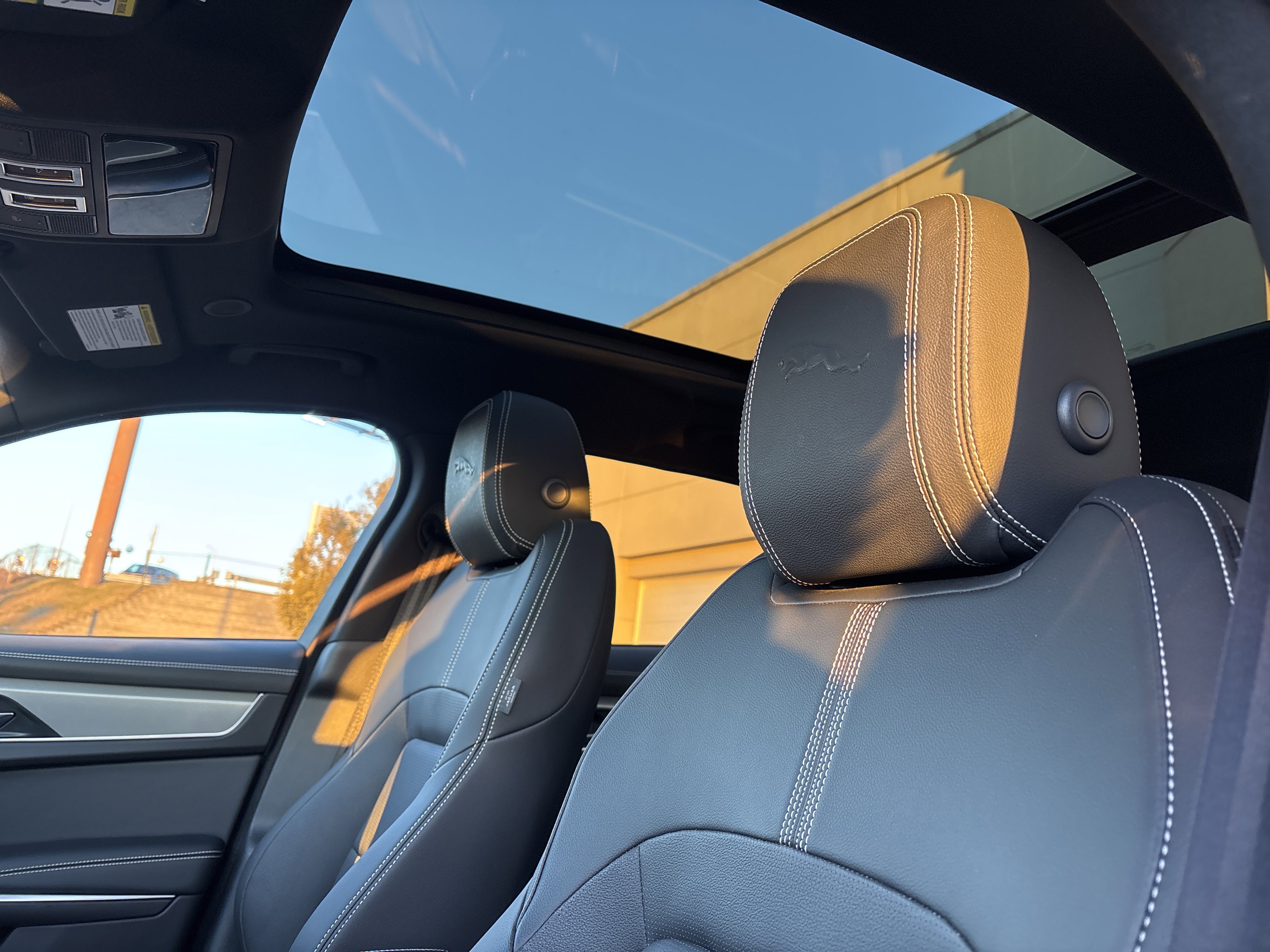 Certified 2026 Jaguar F-PACE R-Dynamic S image 15