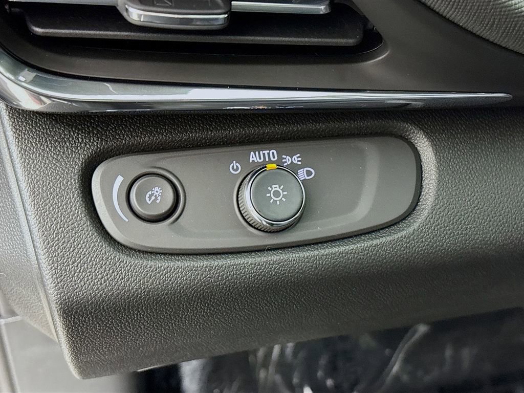 New 2026 Buick Envista Sport Touring w/ Convenience I Package FWD image 10