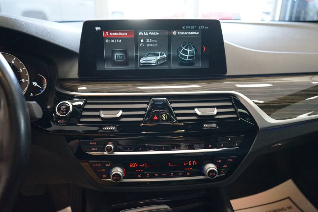 Used 2018 BMW 530i xDrive AWD/4WD image 7