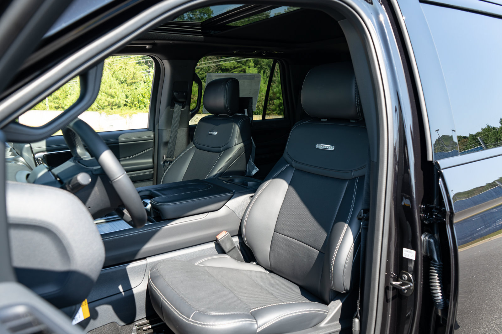 New 2027 Ford Expedition Max Platinum w/ Stealth Performance Package AWD/4WD image 25