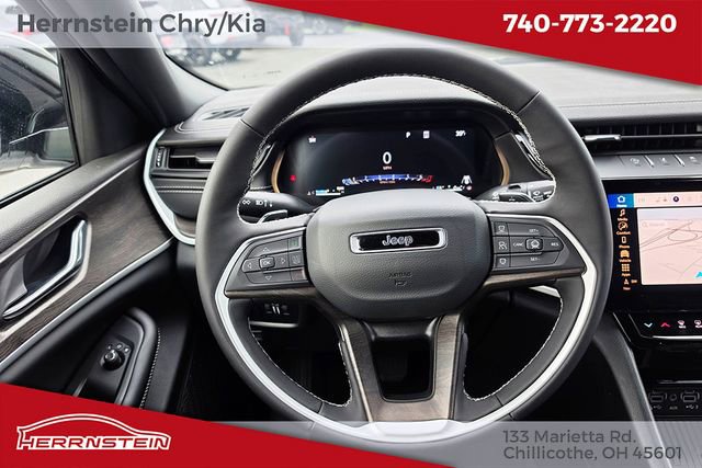 New 2026 Jeep Grand Cherokee Laredo image 7