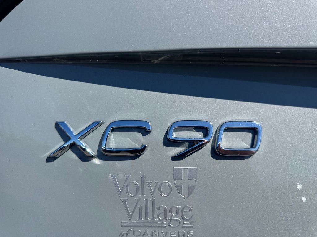 Certified 2025 Volvo XC90 B6 Plus image 8