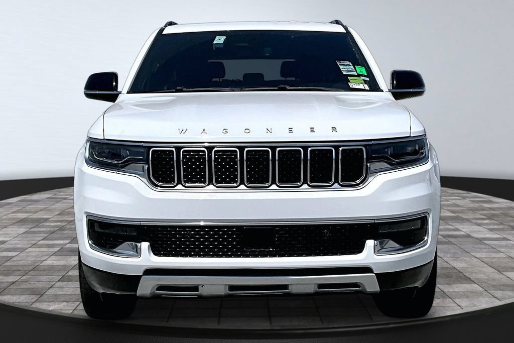 Used 2023 Jeep Wagoneer L Series II RWD image 28