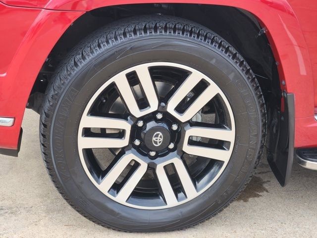 Used 2022 Toyota 4Runner Limited image 18