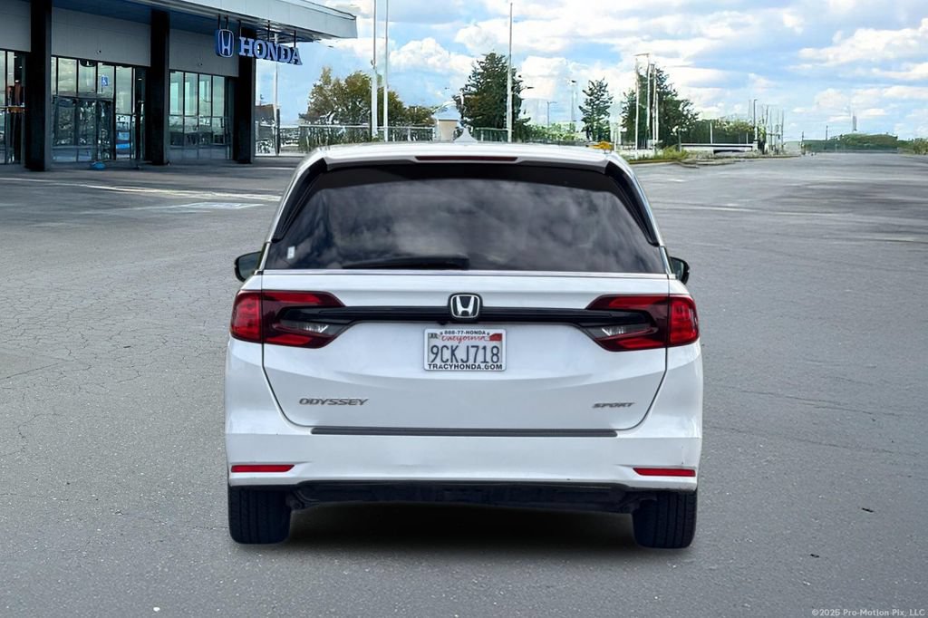 Used 2023 Honda Odyssey Sport image 8