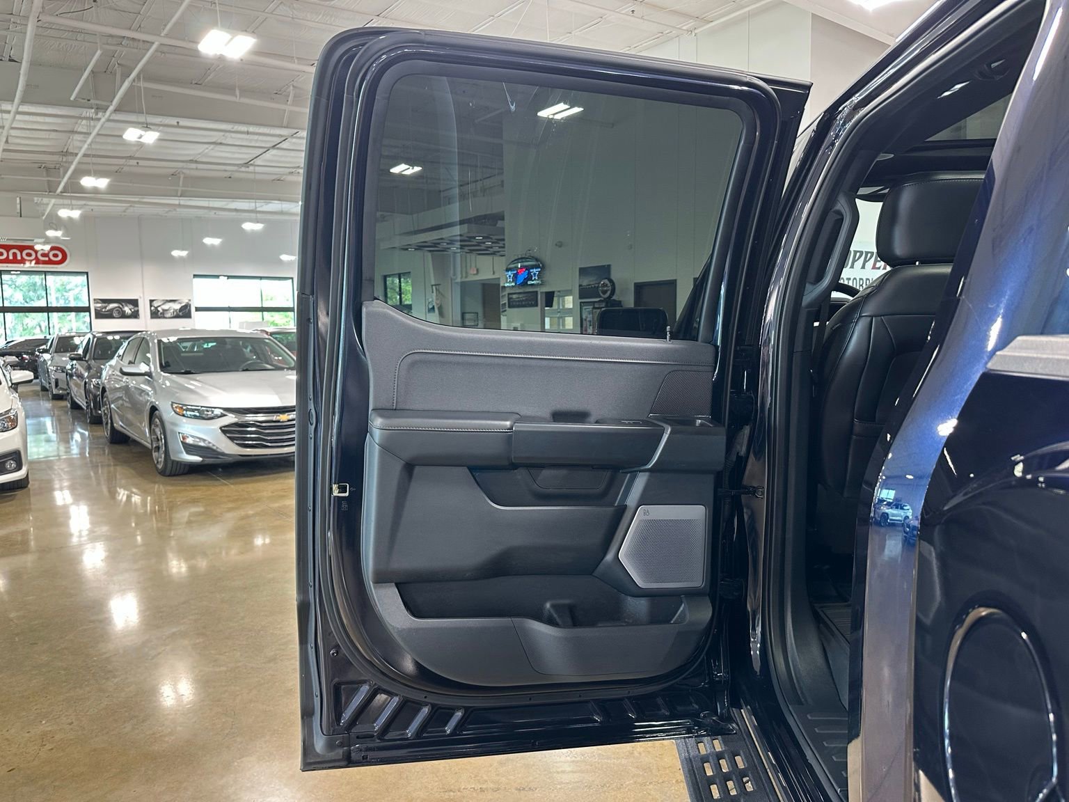 Used 2022 Ford F150 Raptor w/ Raptor 37 Performance Package image 29