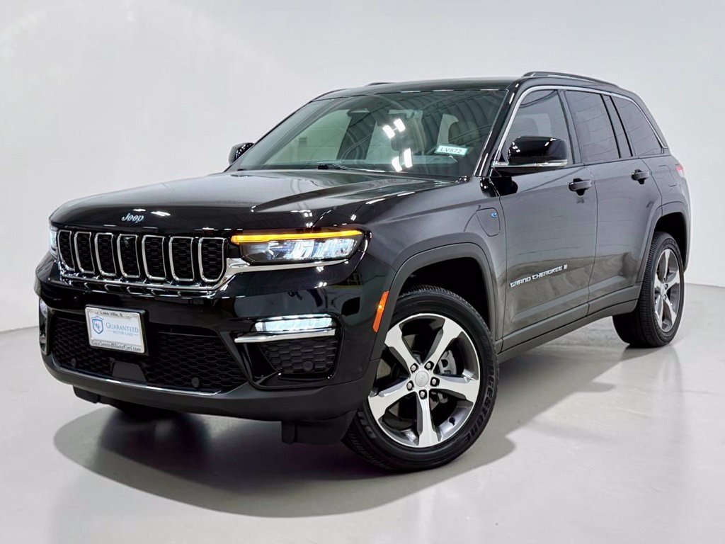 Used 2022 Jeep Grand Cherokee Limited 4xe w/ Luxury Tech Group II AWD/4WD image 2