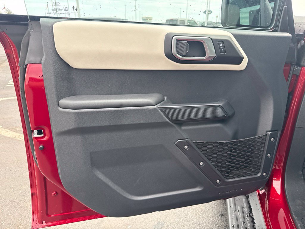 New 2026 Ford Bronco Outer Banks w/ Sasquatch Package AWD/4WD image 12