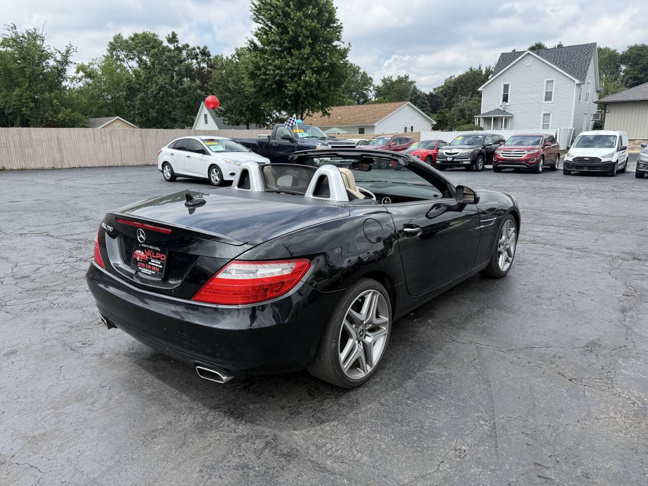 Used 2015 Mercedes-Benz SLK 250 w/ Premium Package image 4