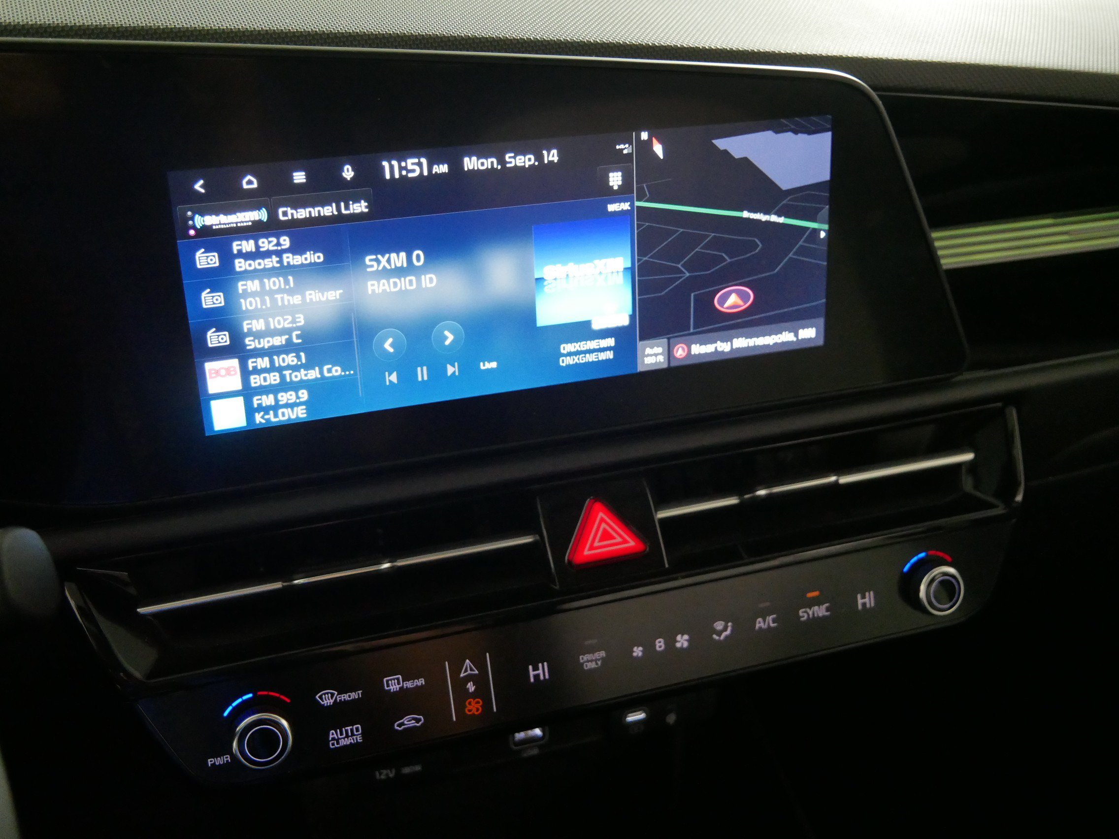 Used 2024 Kia Niro FWD image 22