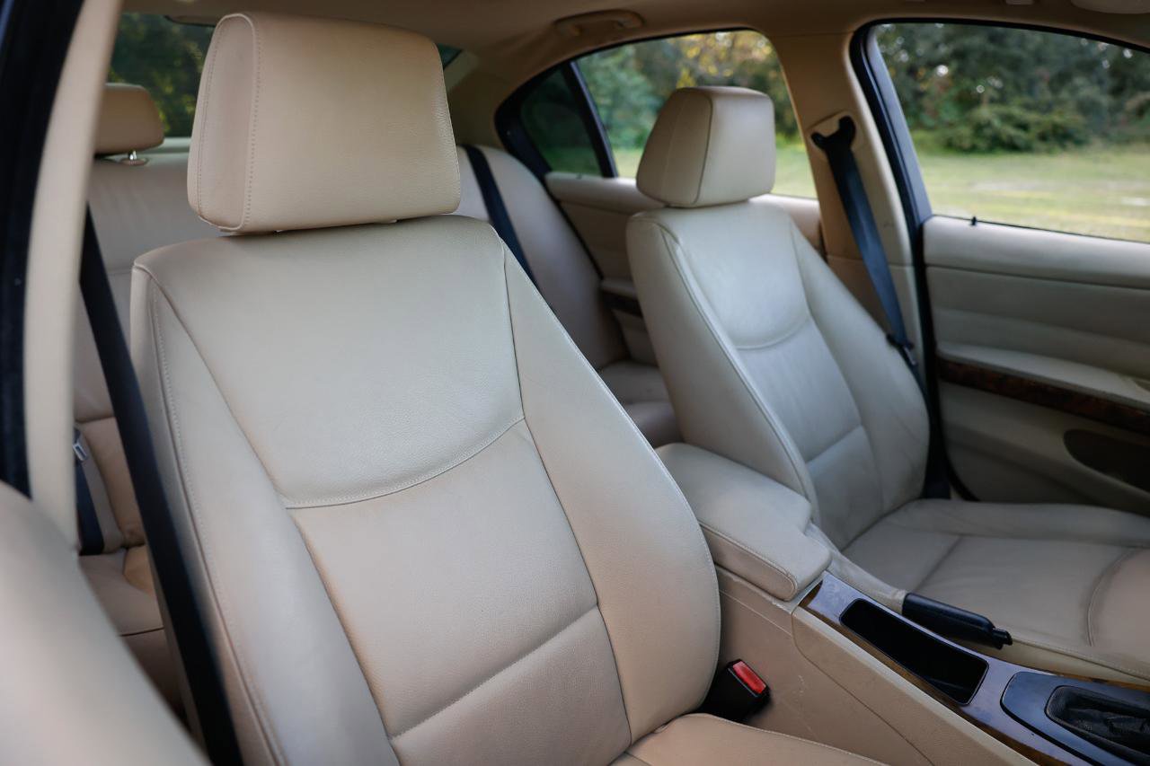 Used 2007 BMW 328i Sedan RWD image 18