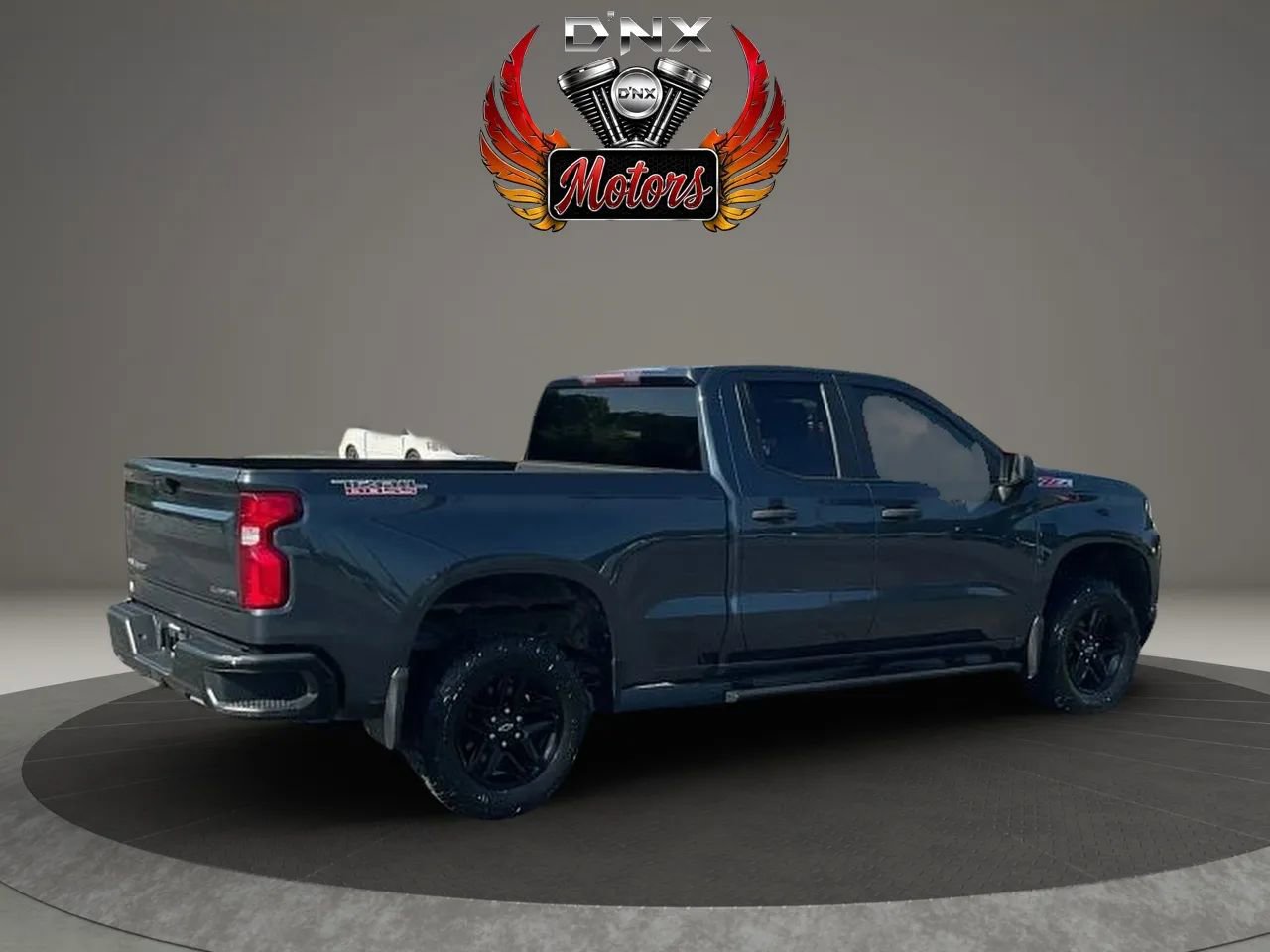 Used 2020 Chevrolet Silverado 1500 Custom Trail Boss w/ Custom Convenience Package AWD/4WD image 5