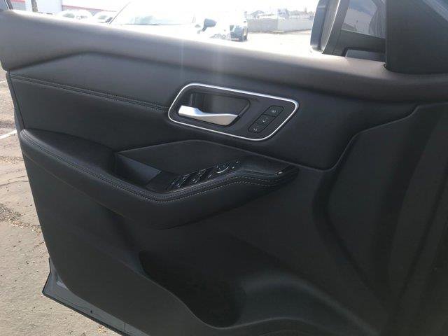 Used 2021 Nissan Rogue SL image 11