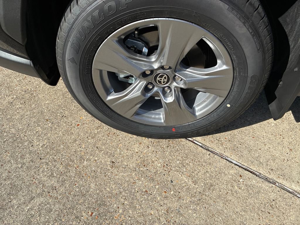 New 2025 Toyota RAV4 XLE image 32