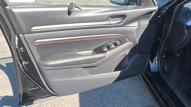Used 2023 Nissan Altima 2.5 SR image 15