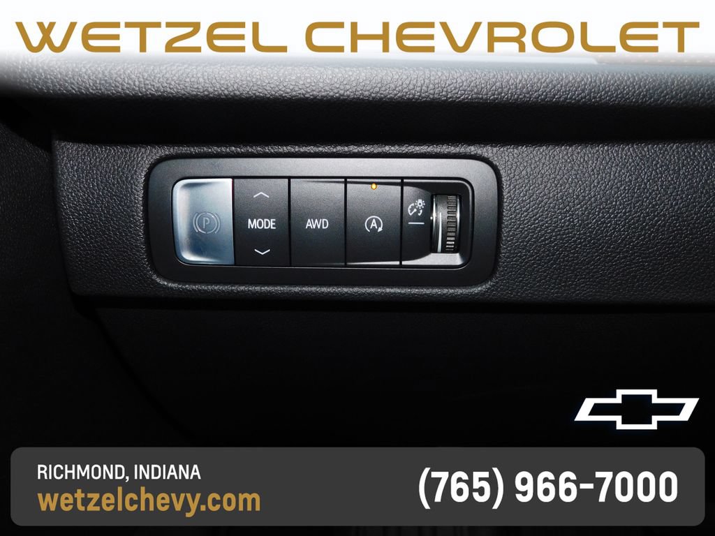 Certified 2026 Chevrolet Traverse Z71 w/ Enhanced Driving Package AWD/4WD image 36