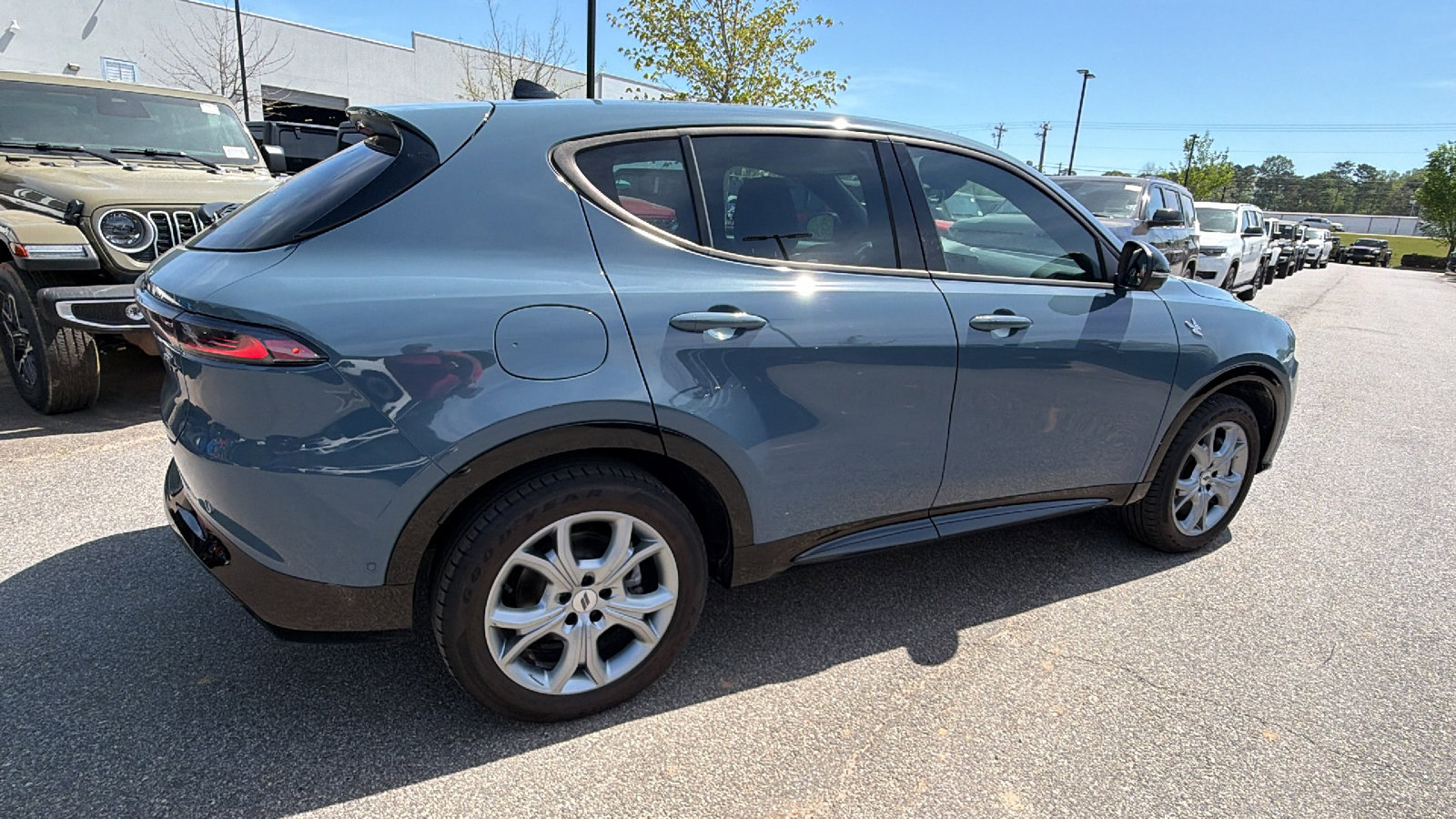 Used 2025 Dodge Hornet R/T w/ Tech Pack image 8