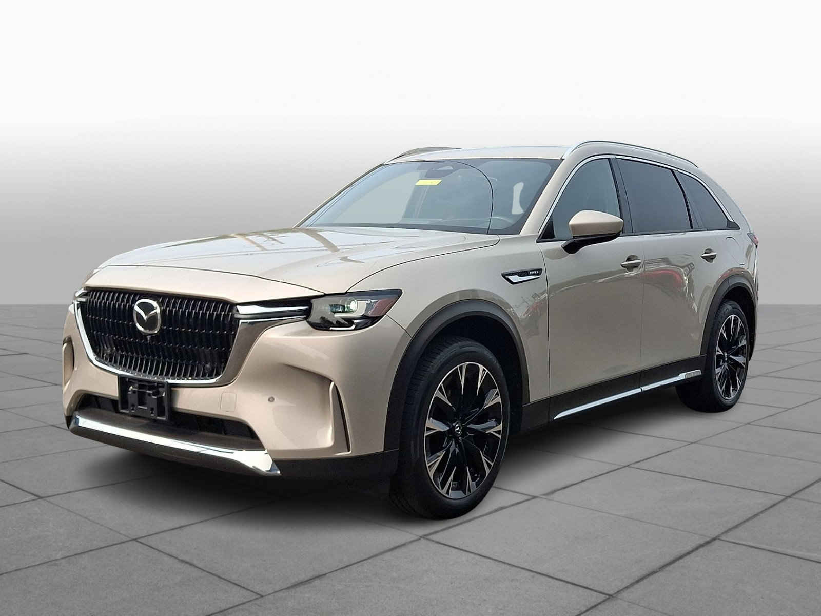 Certified 2024 MAZDA CX-90 Plug-In Hybrid w/ Premium Plus AWD/4WD image 4